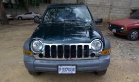 Usados: Jeep Liberty (Cherokee) 2005 mecánico súper económico
