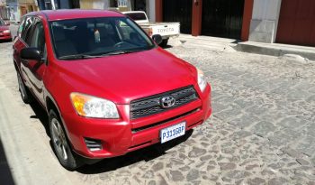 Usado: Toyota Rav4 2010 automático color rojo full