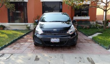 Usados: KIA Rio 2013 en Guatemala City full