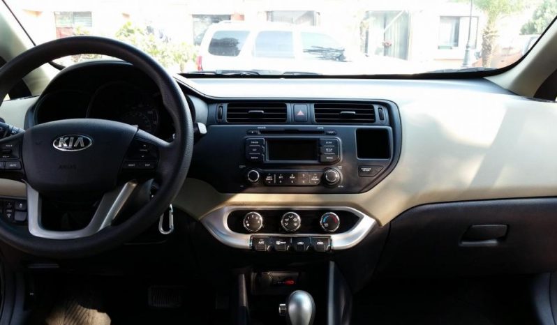 Usados: KIA Rio 2013 en Guatemala City full