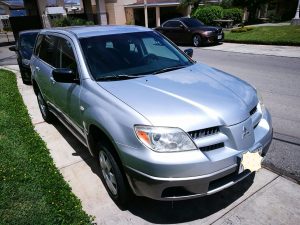 Mitsubishi Outlander 2005 Mitsubishi Outlander 2005 Motor 2.4 Mecánico Full equipo Vidrios y retrovisores eléctricos Ac al 100% Bolsas intactas