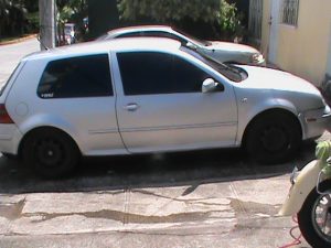 Volkswagen Golf 2002 ubicada en Guatemala VENDO VOLKSWAGEN GOLF 1.8 TURBO MOD 2002 MECANICO VIDRIOS ELECTRICOS PRECIO NEGOCIABLE