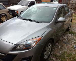Mazda3 2010 ubicado en Guatemala !!!!PRECIOSO MAZDA 3i SPORT 2010 ¡¡¡¡¡ RECIÉN INGRESADO MOTOR 2.0 MUY ECONÓMICO TRANSMISIÓN TIP - TRONIC EQUIPAMIENTO: VIDRIOS Y RETROVISORES ELÉCTRICOS AIRE ACONDICIONADO FUNCIONANDO PERFECTAMENTE TAPICERÍA DE TELA EN EXCELENTE ESTADO RADIO CD, MP3, AUX, USB