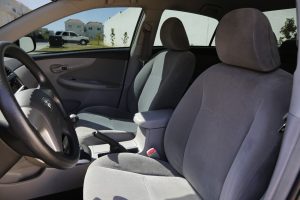 Toyota Corolla 2013 con todos los servicios realizado en agencia, único dueño, excelentes condiciones.