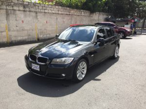 BMW 325i 2011 ubicado en Guatemala GANGA!!! BMW 325i 2011 bien cuidado, en buen estado, llantas en buen estado, radio de fabrica con bluetooth, papeles en orden, a toda prueba, informacion al 42542877