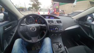 Mazda3 2012 ubicado en Guatemala MAZDA 3 I TOURING 2012 COLOR NEGRO • Motor 2.0 4 cilindros skyactive • Caja Tiptronic • Todas las bolsas de aire intactas • Tapicería en excelente estado • Cerradura Central • Full Equipo • Aire Acondicionado Al 100% Climatizado