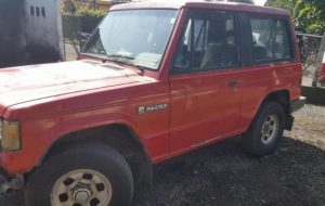 Dodge Raider 1989 ubicado en Escuintla, Guatemala Doge Raider 1989 4x4 funcional 6 cilindros 2 Puertas Caja Automática Motor 3000cc a Gasolina. papeles en orden Tel. 5669 2583 Recibo llamadas y what app Precio Q. 13000 poco Negociable, con traspaso obligatorio.