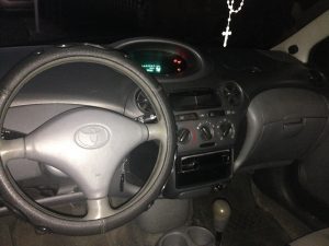 Toyota Yaris 2003 de Agencia Motor 1300 c.c. VVT-i Mecánico. 4 puertas. A/C Funcionando al 100. Tablero Digital. Retrovisores Eléctricos.