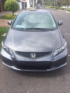 Honda Civic 2013 usado ubicado en Guatemala Vendo Honda Civic Lx 2013 Motor 1.8 con sistema Econ Frenos ABS Sistema anti derrape Camara de Retroceso Audio Bluetooth usb y llamadas