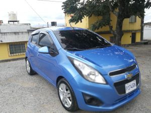 Chevrolet Spark 2015 usado ubicado en Guatemala Marca: Chevrolet Linea: Spark 1LT Modelo: 2015 C.C: 1,200 Cilindros: 4 Transmision: Automático Puertas: 4 Aire Acondicionado