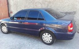 Mazda Protege 2000, motor 1600, automático, aire acondicionado, vidrios eléctricos. Servicio reciente. Papeles en orden. Negociable