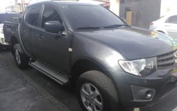 Vendo Mitsubishi L200 2016, doble cabina, mecanico, 4x4, turbo diesel, en muy buenas condiciones, de agencia, con cajuela en la palangana, equipado,
