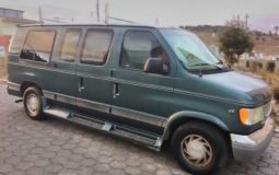 Ford E-150 1997 usado ubicado en Antigua Guatemala, Guatemala Frenos delanteros y rotulas de suspension nuevas 504 42469 Negociables