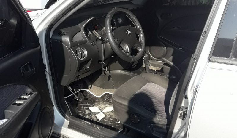 Usados: Mitsubishi Outlander 2003 en Jardines De La Mansión, Guatemala full