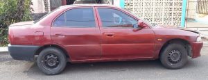 Mitsubishi Lancer 1999 usado con everhaul reciente ubicado en Guatemala Reciente overhaul, (50 a 55 por galon), mecánico, llantas 85% de vida, alarma y cerradura central, detalles estéticos (pintura, silvin izquierdo, sillón del piloto). ¡A TODA PRUEBA!