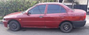 Mitsubishi Lancer 1999 usado con everhaul reciente ubicado en Guatemala Reciente overhaul, (50 a 55 por galon), mecánico, llantas 85% de vida, alarma y cerradura central, detalles estéticos (pintura, silvin izquierdo, sillón del piloto). ¡A TODA PRUEBA!