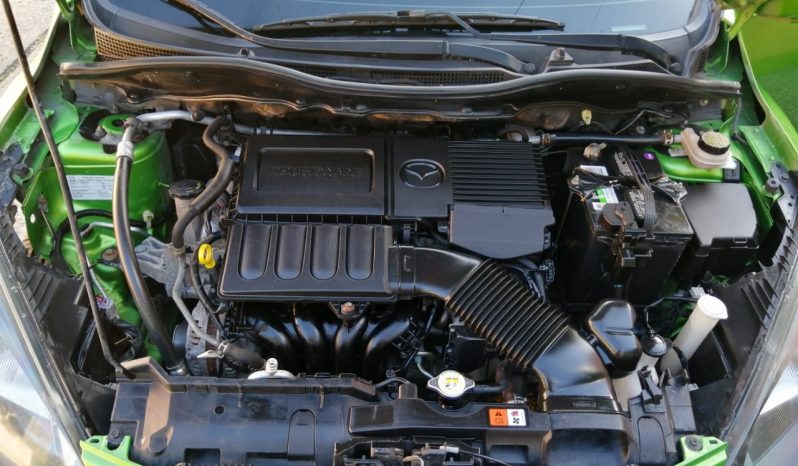 Mazda Mazda2 2013 full