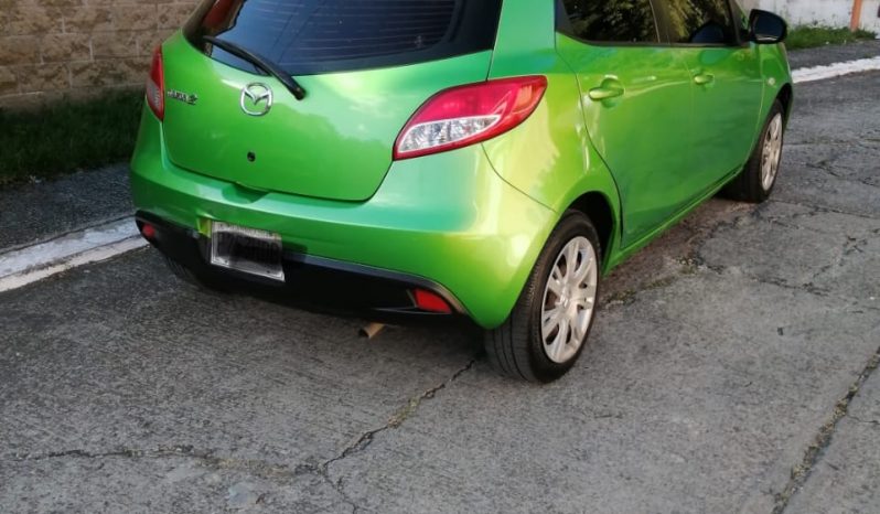 Mazda Mazda2 2013 full