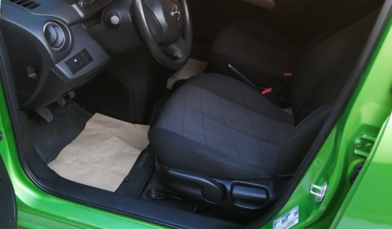 Mazda Mazda2 2013 full