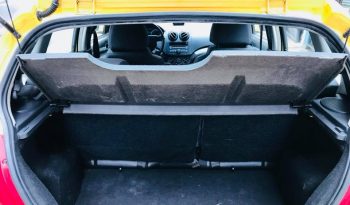 Chevrolet Aveo 2011  Motor 1.6 Mecánico Bolsa de aire completas A/C Nunca chocado Servicio reciente a motor Radio de fábrica