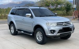 Mitsubishi Nativa 2016  3 filas de asientos de cuero Automática 2.5 4x4 turbo diésel intercooler Aros de magnesio Radio bluetooth, aux, USB