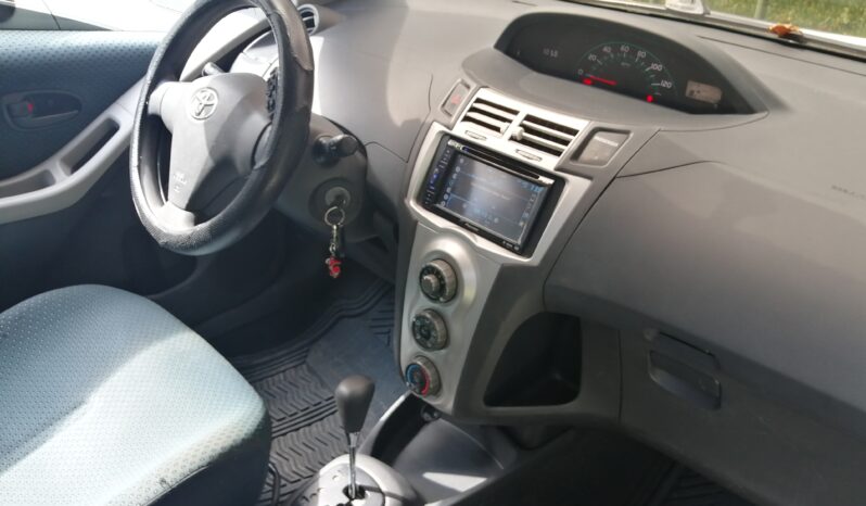 Toyota Yaris 2007 full