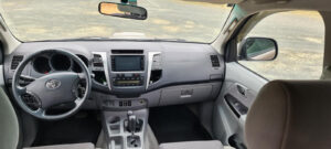 Toyota Hi-Lux 2010 usada en Guatemala. Motor: 3.0-171 D 4WD Recorrido: 203,766 kms Transmisión: automática Combustible: Diesel